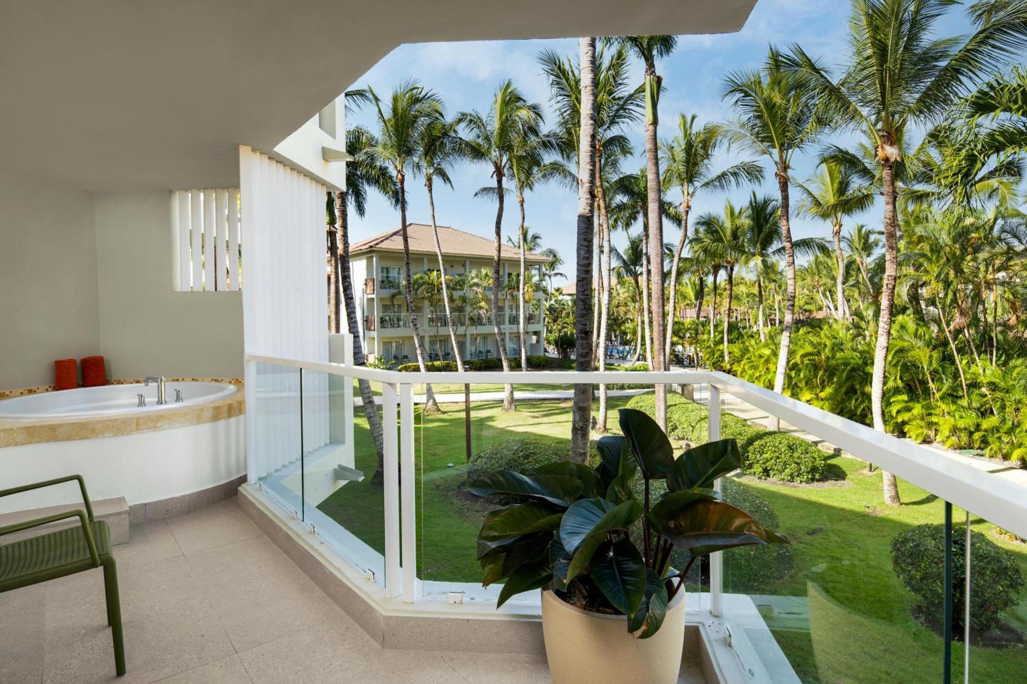 Wyndham Alltra Punta Cana All Inclusive Resort Exteriör bild